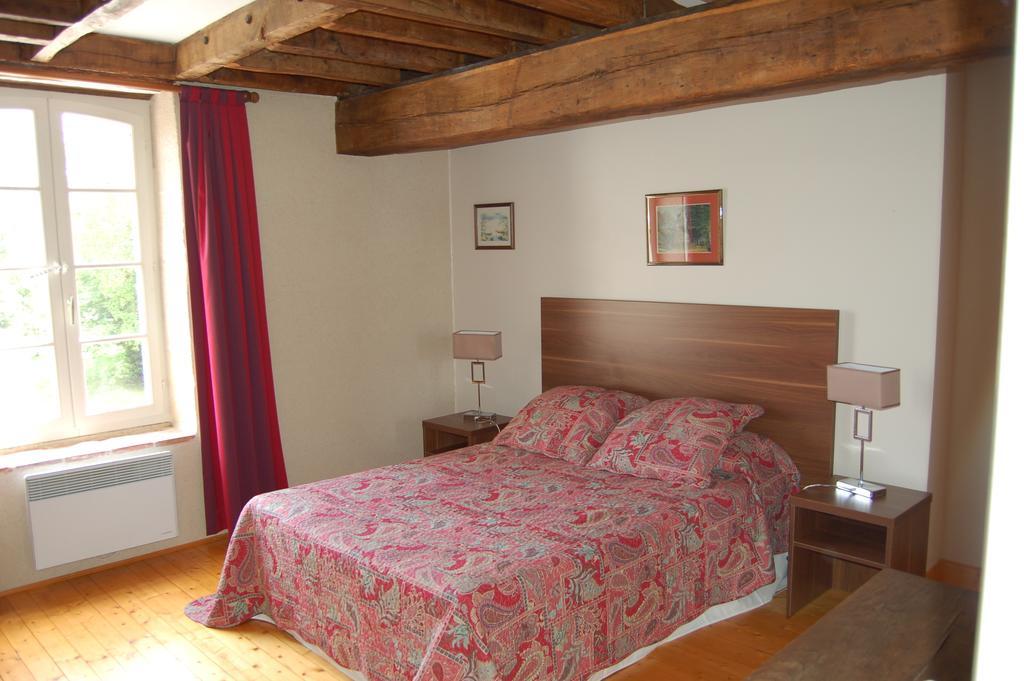 Le Moulin Neuf Bed & Breakfast Vignoux-sur-Barangeon Room photo